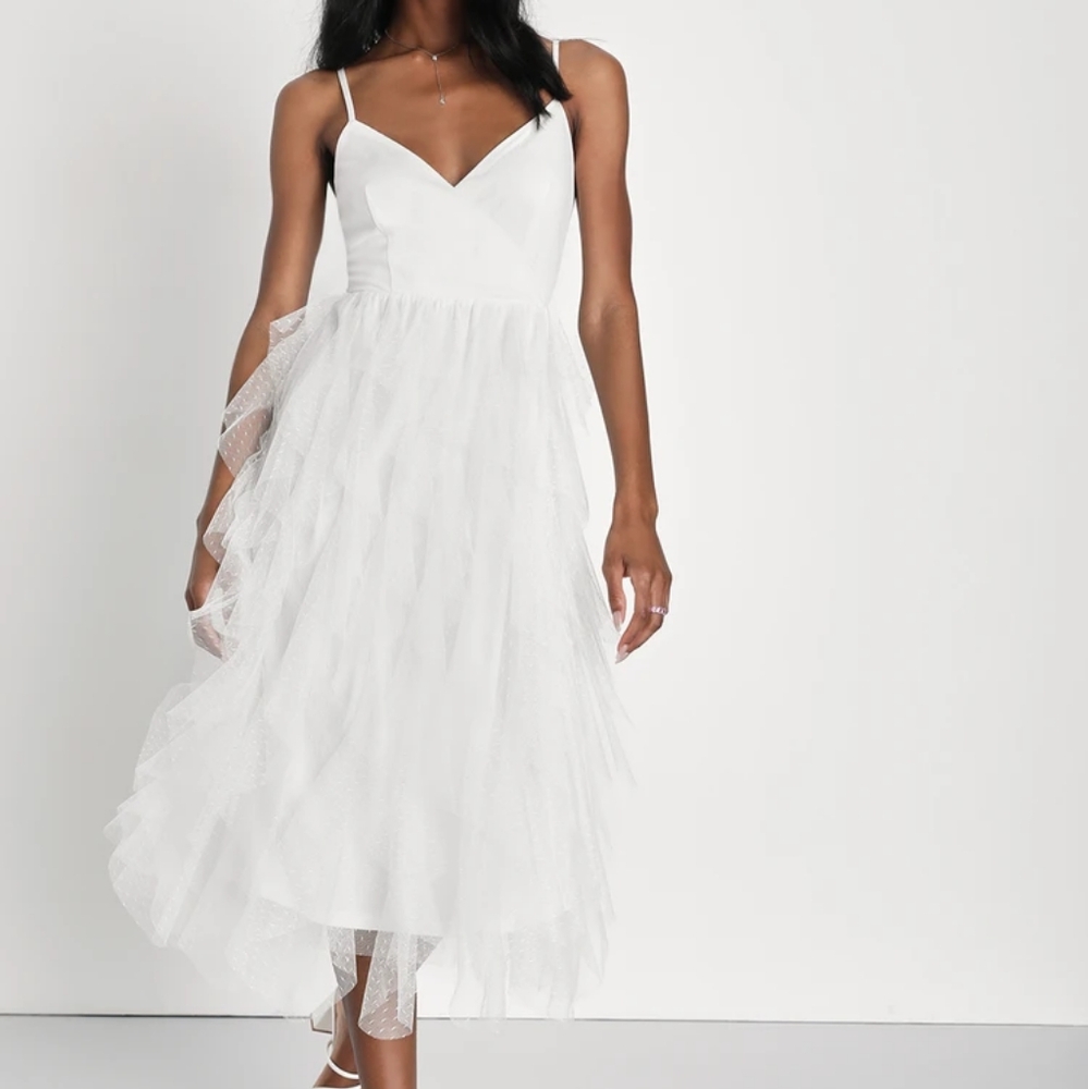 Breathtaking Essence White Swiss Dot Mesh Ruffled Midi Dress M